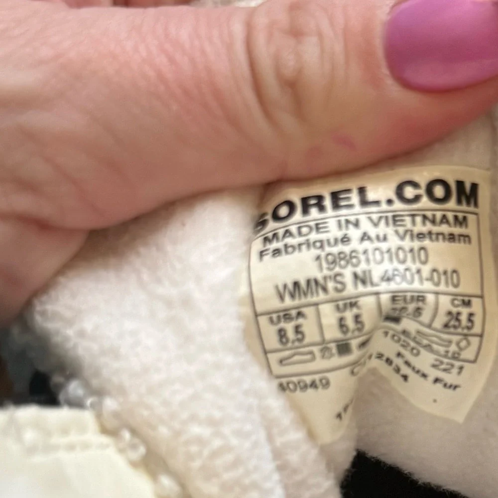 Sorel Women's Explorer II Joan Cozy Boots - Size 8.5